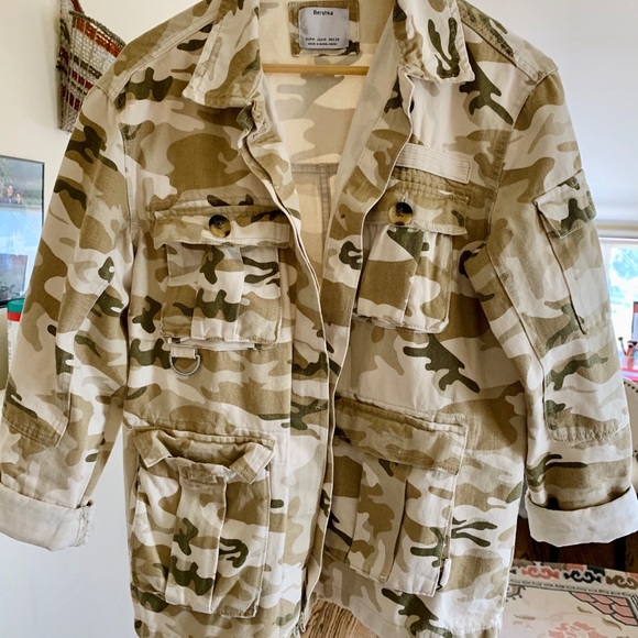 Bershka Camo Jacket - Picture 4 of 5